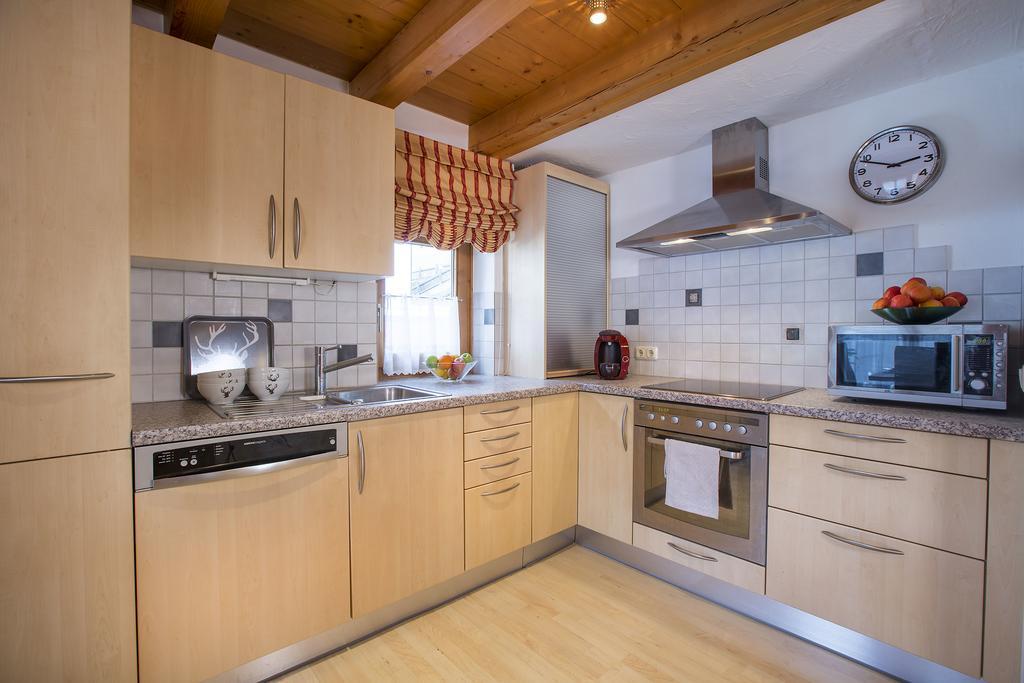 Landhaus Zirmhof Saalbach-Hinterglemm Ruang foto